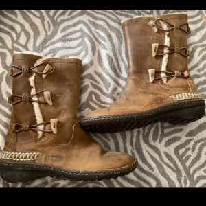 Women’s Leather Uggs
